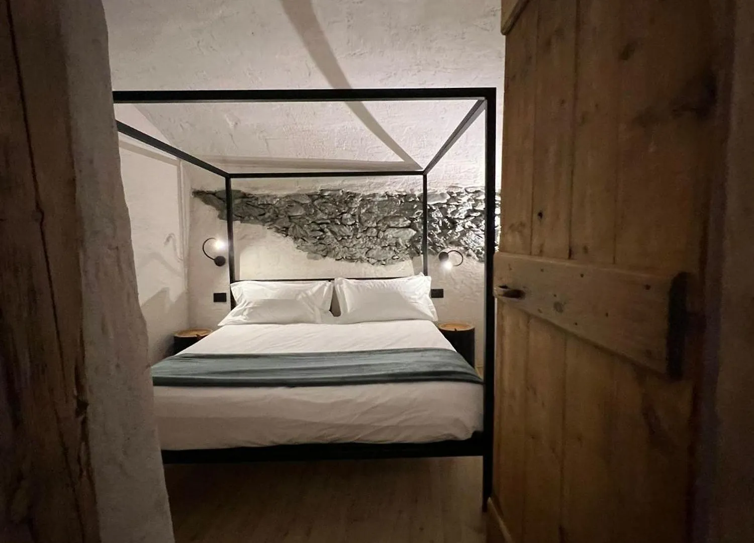 Grotta Balzer Apartment VALDIDENTRO